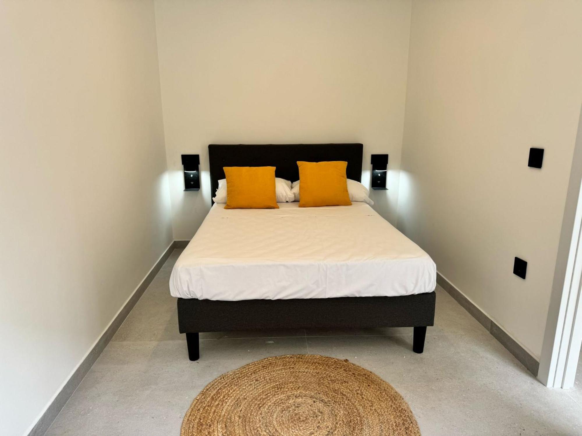 Palm Beach Rentals Аликанте Екстериор снимка