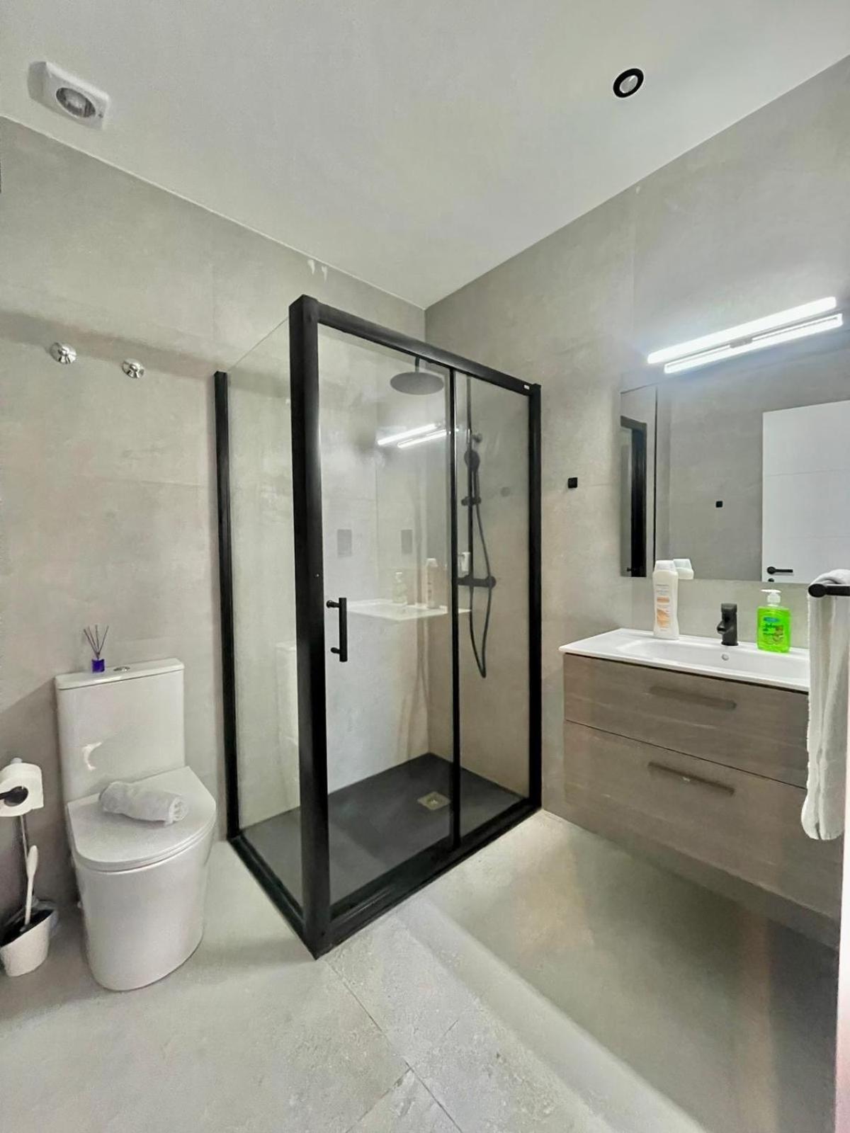 Palm Beach Rentals Аликанте Екстериор снимка